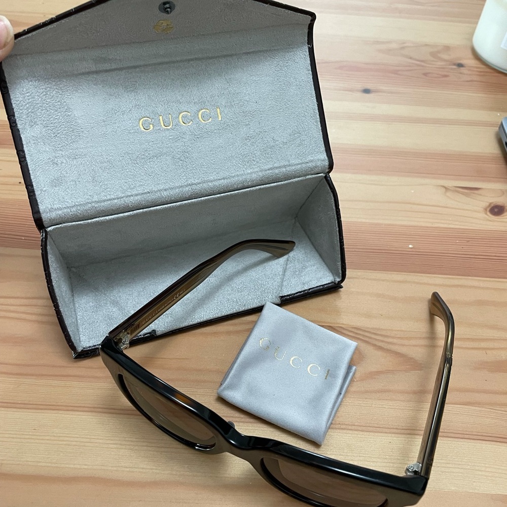Gucci Sunglasses - Mint Condition